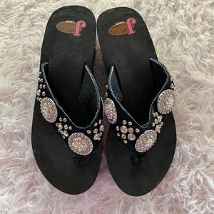 Justin Boot Ladies Wedge Sandals Size 7